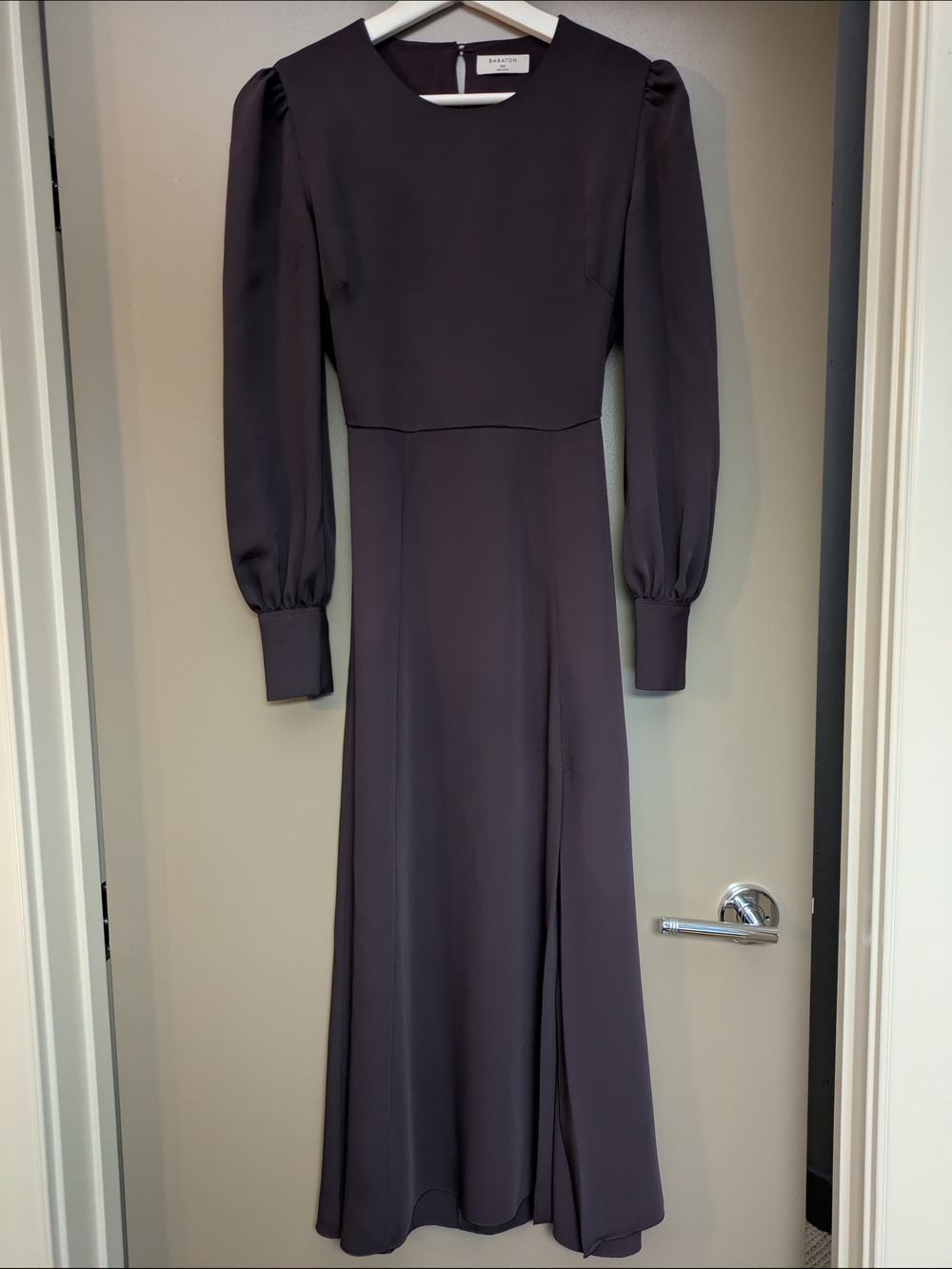 Babaton Hamptons Dress Size 00 Eggplant Plum Cut-Out Back Midi Slit Long Sleeve